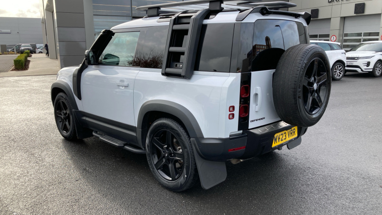 Land Rover Defender 90 Diesel 3.0 D250 Hard Top SE Auto